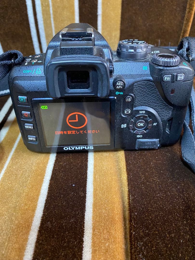 OLYMPUS デジタル一眼レフカメラ E-510 充電器付き
