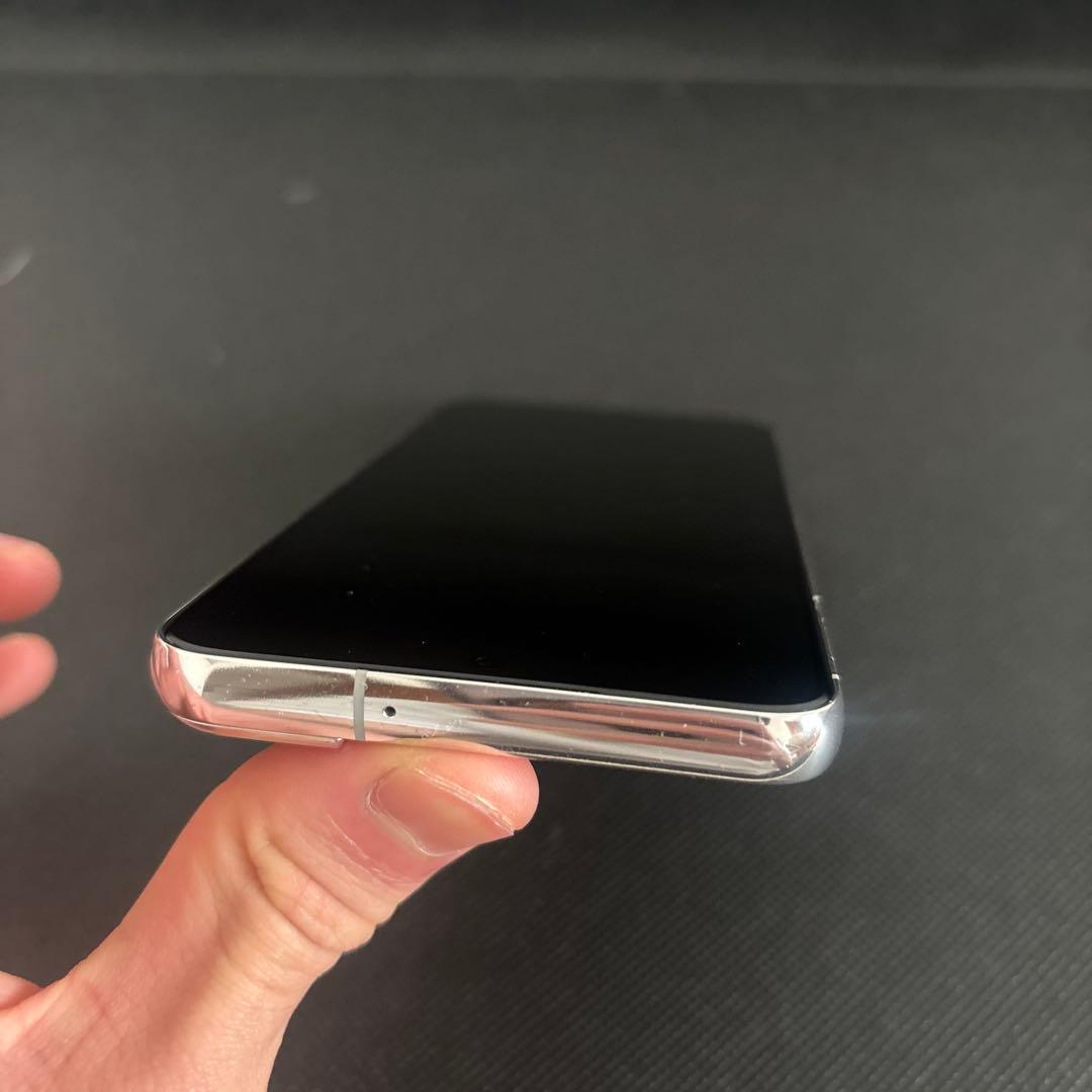 Galaxy S22 5G 256GB - ホワイト - Simフリー