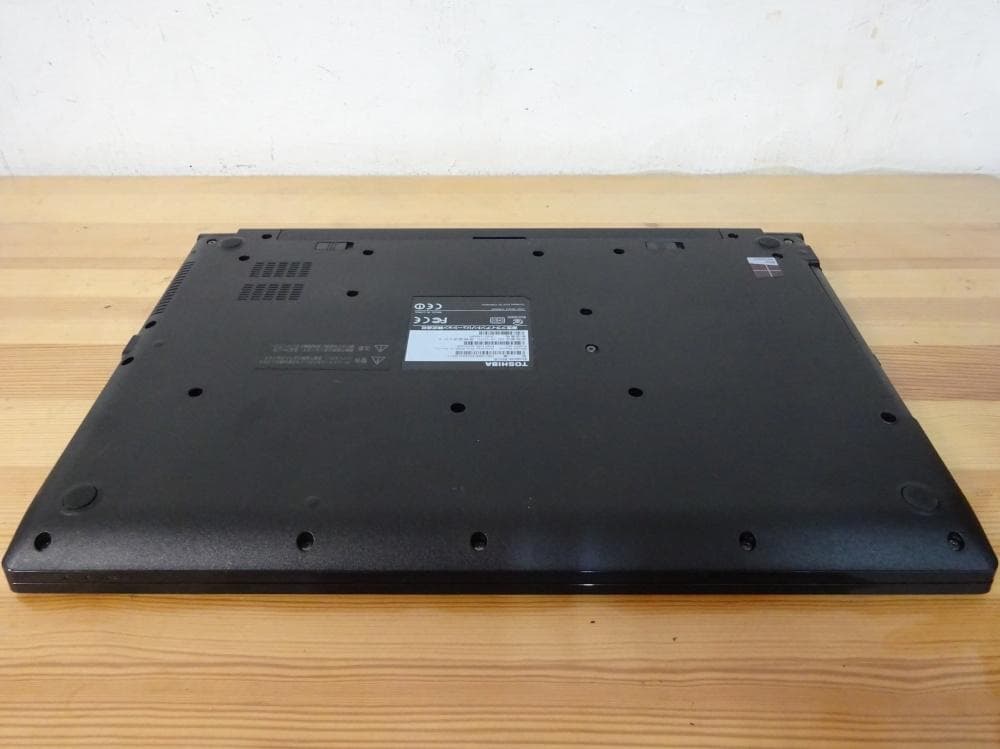 東芝ノートパソコン dynabook B25/23BB/中古特価良品