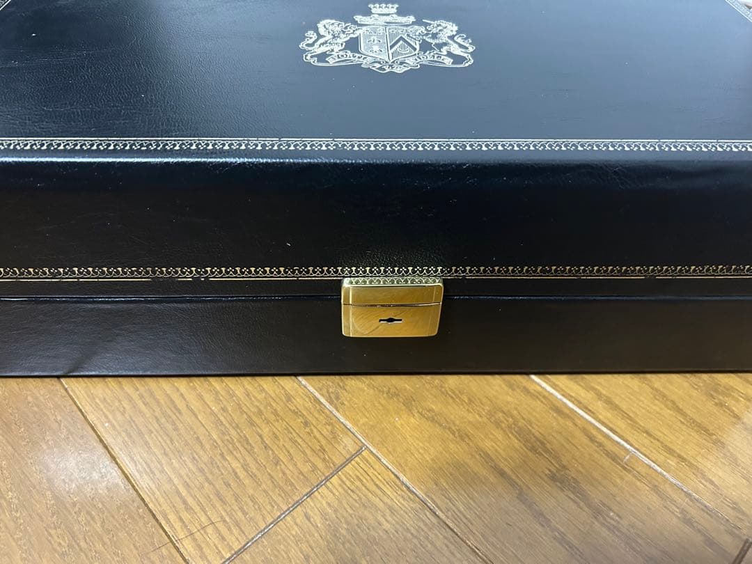 ブランデー OTARD X.O CRYSTAL DECANTER