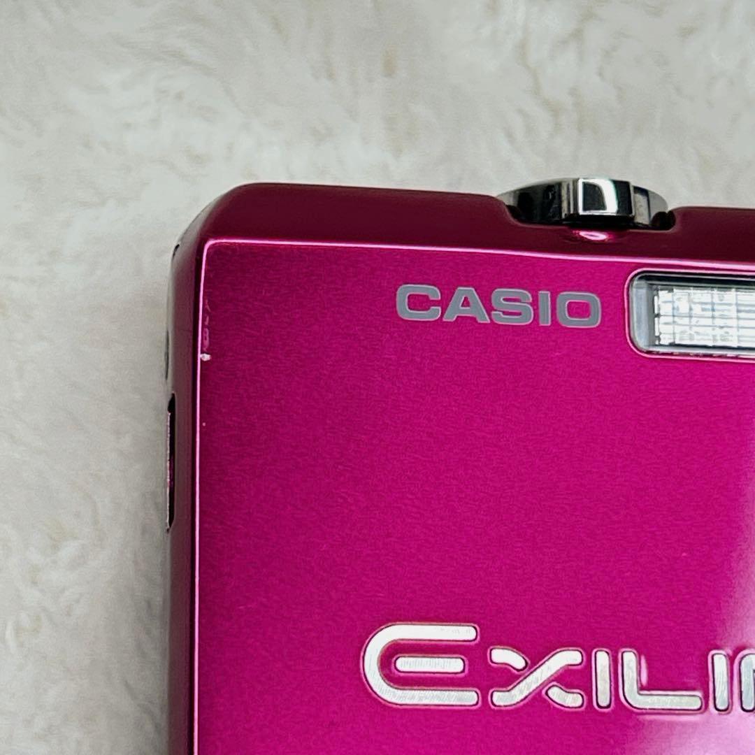 美品　CASIO カシオ　レッド　ピンク　エクシリム　EX-ZS12 デジカメ