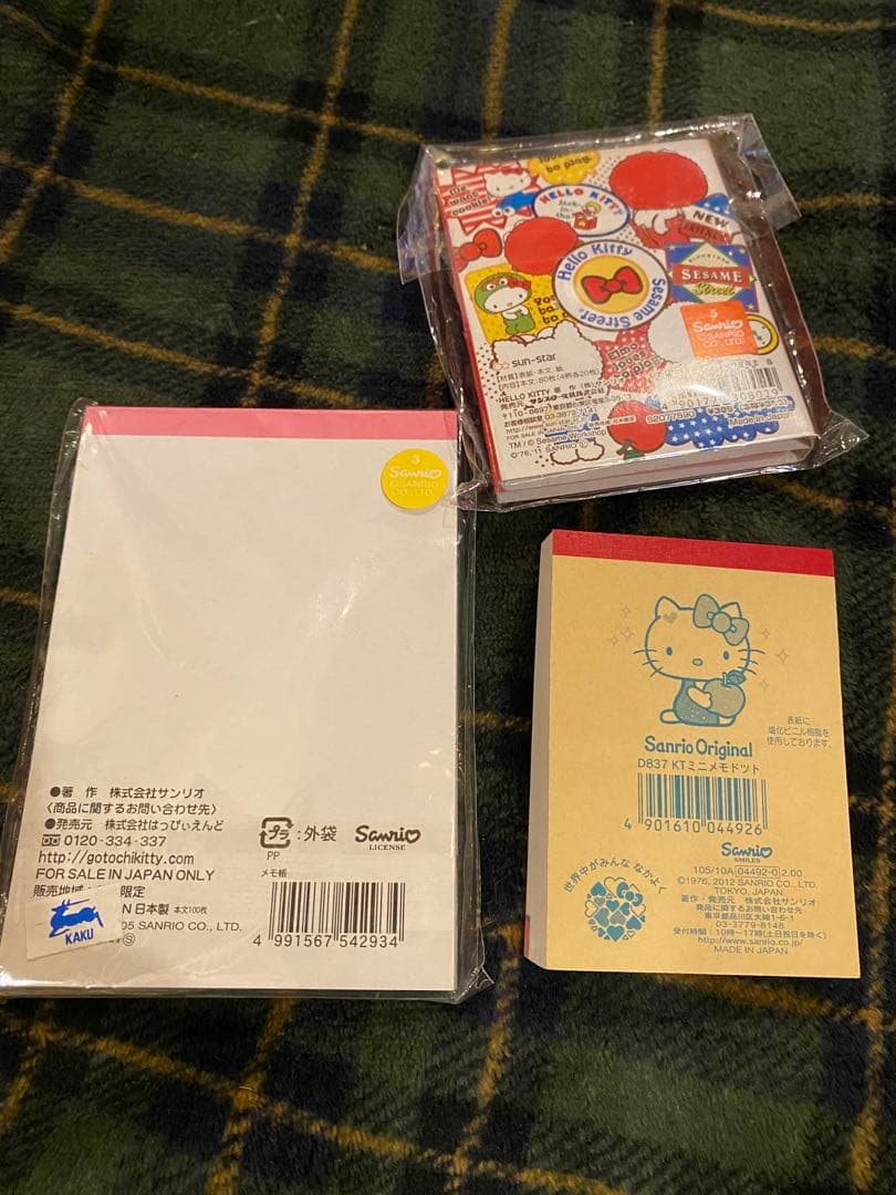 Hello kitty 限定品　まとめ売り　メモ帳 ミニタオル　ハンカチ　巾着