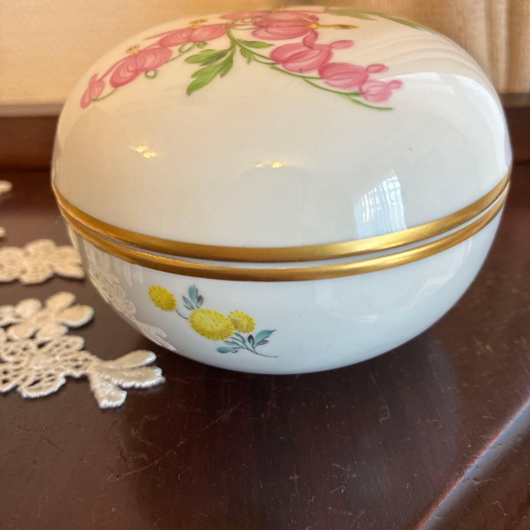 マイセン　山野草のボンボニエール