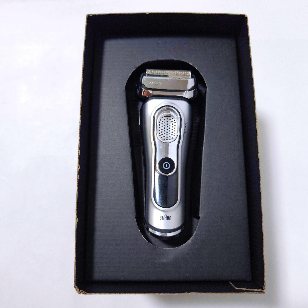 【送料無料】ブラウン BRAUN series9 Type 5793 洗浄機付き