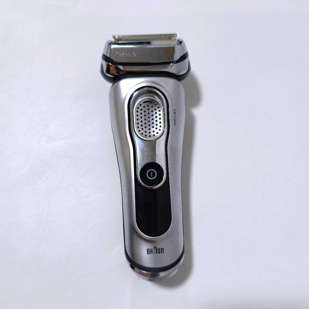 【送料無料】ブラウン BRAUN series9 Type 5793 洗浄機付き