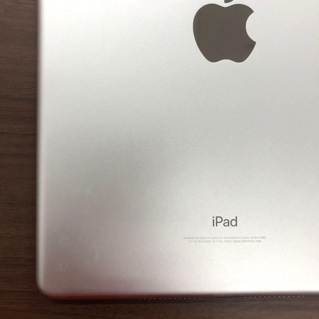 ふ*ー様 Apple iPad 第六世代 32GB Wi-Fi モデル 606P