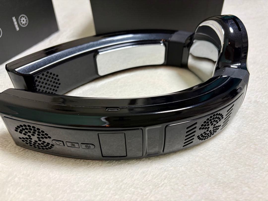 美品2025年ネッククーラーLY02 PRO冬夏兼用 冷却プレート 首掛け扇風機