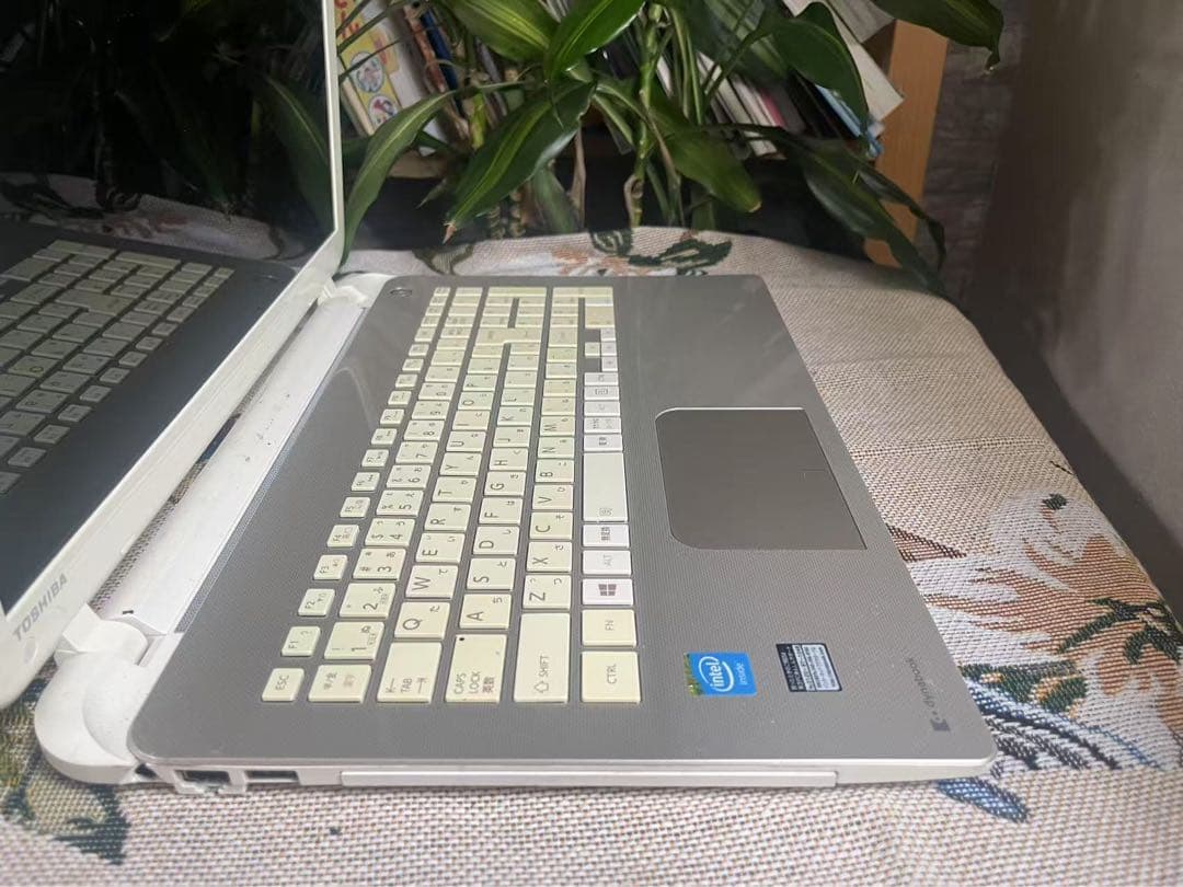東芝 dynabook 15.6型 ノートPC Windows11