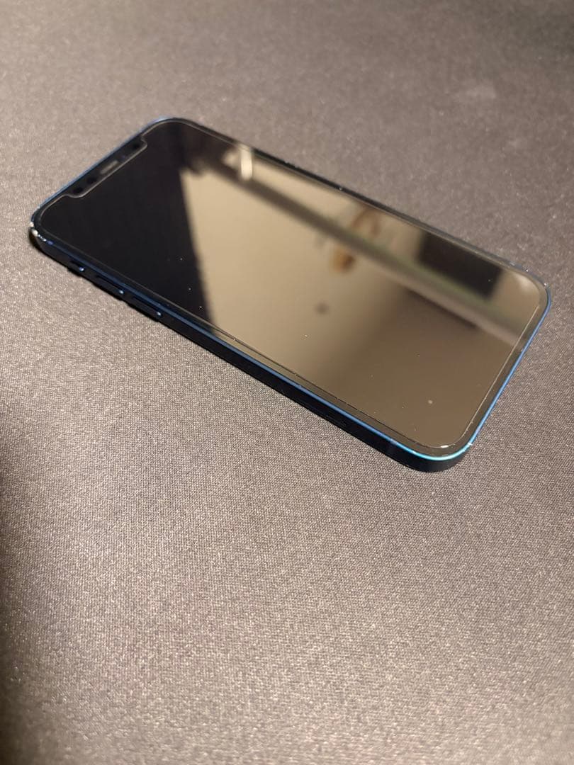 Apple iPhone 12 ブルー