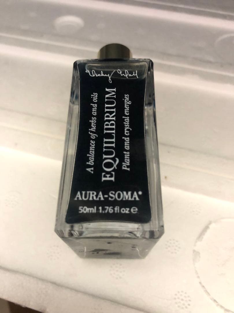 AURA-SOMA 50mlボトル 101本 スタンドセット