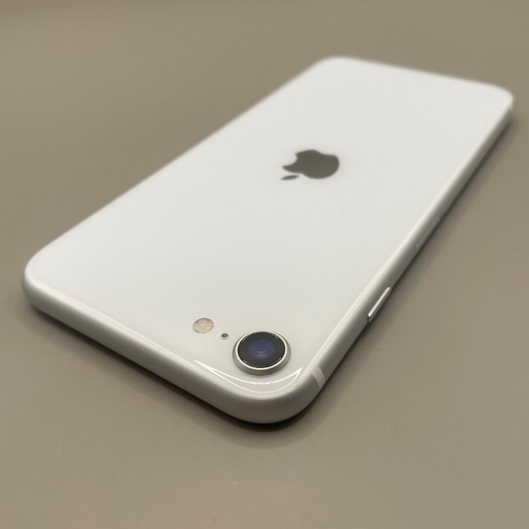 美品✨iPhone SE(第２世代)128GBホワイト バッテリー新品100％