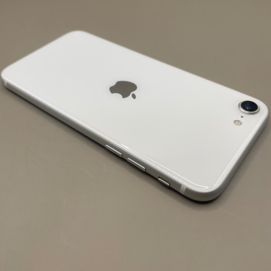 美品✨iPhone SE(第２世代)128GBホワイト バッテリー新品100％