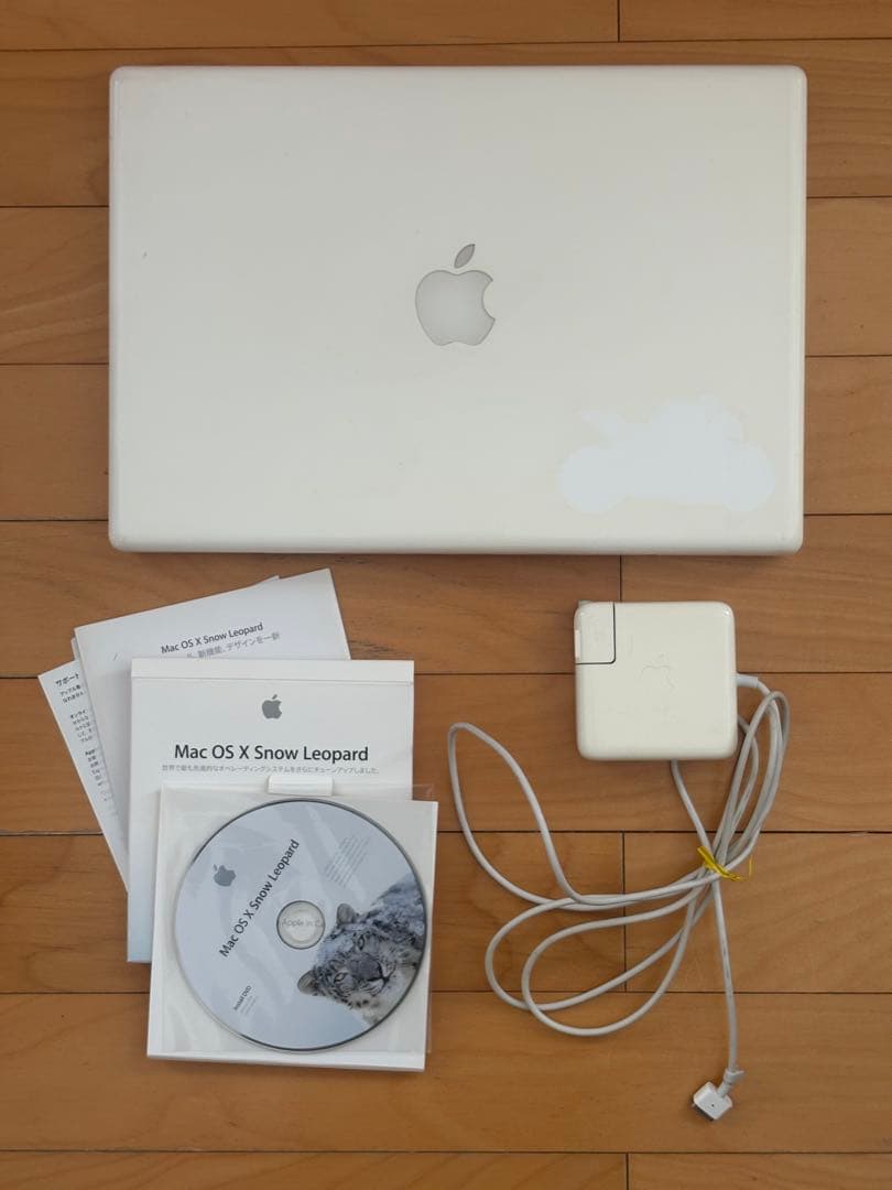 【HDD→SSD換装済み】MacBook 5.2（2009年）【ジャンク品扱い】