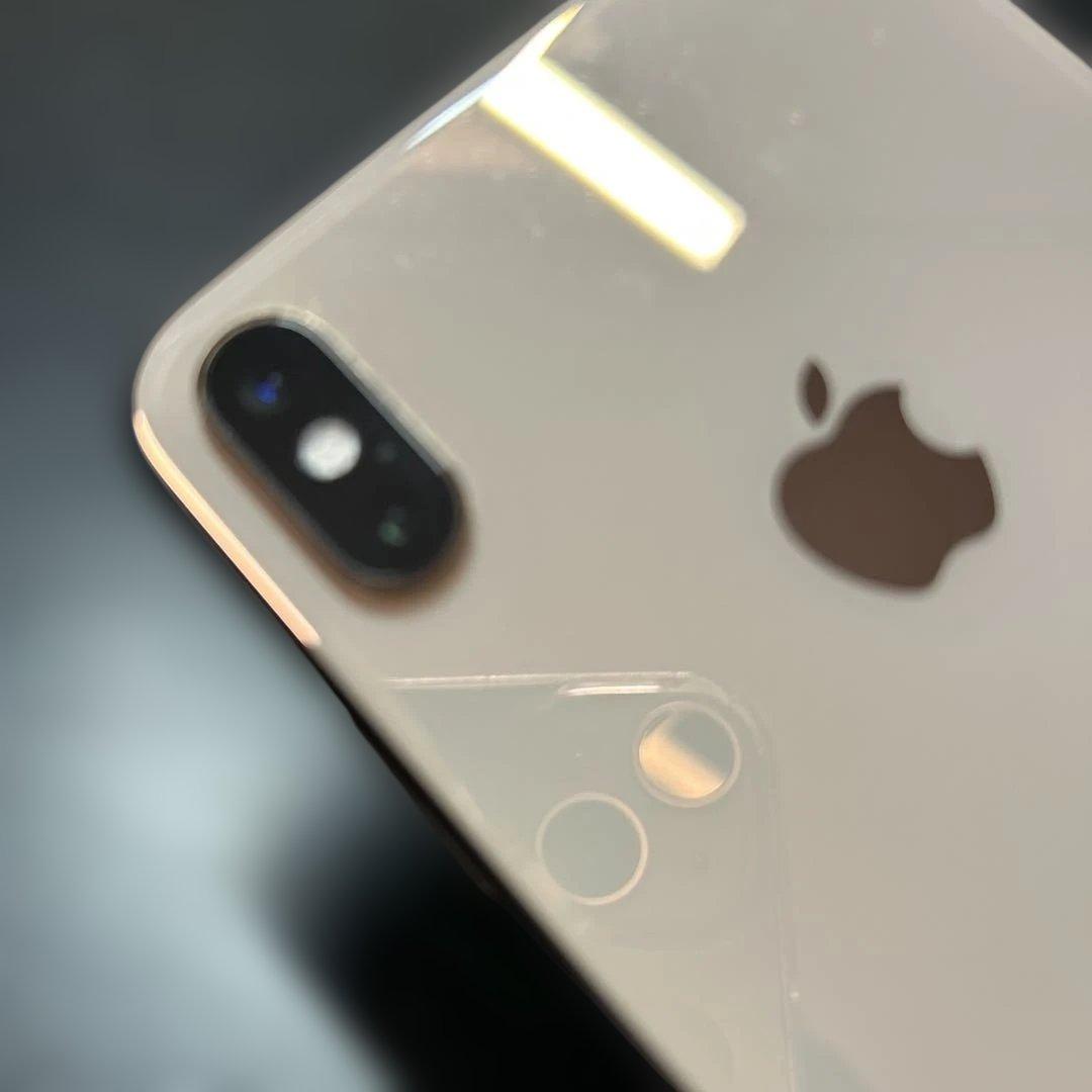 あきら　Apple iPhone Xs Max 256GB SIMフリー