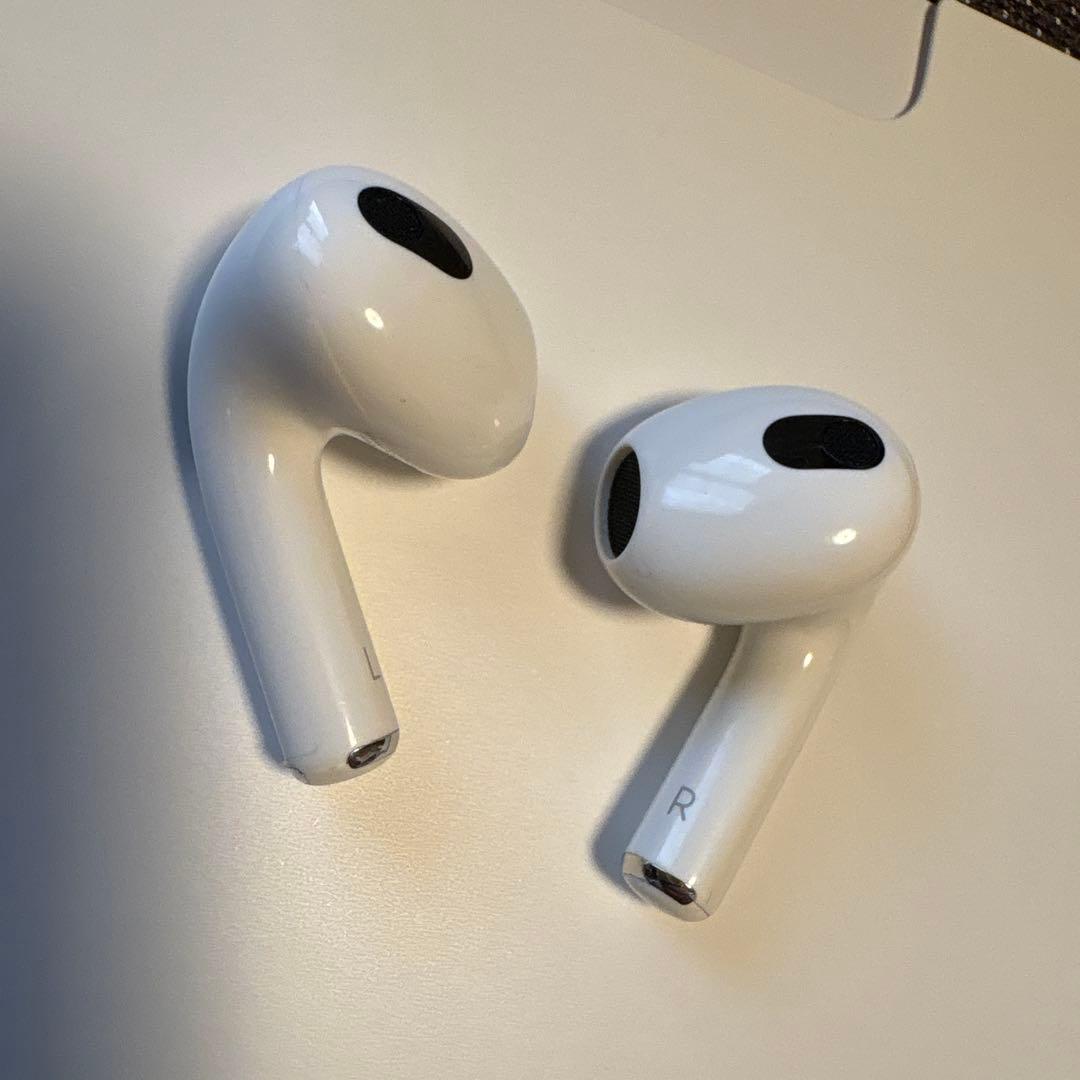 Apple AirPods 第3世代 MagSafe充電ケース付き