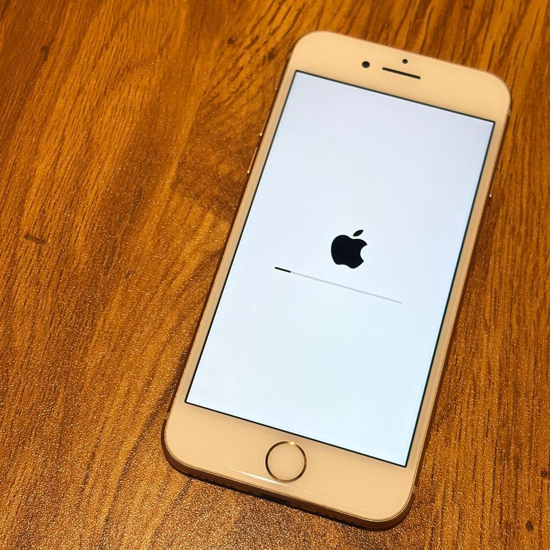 【美品】iPhone8 64GB ゴールド SIMロック有(docomo)