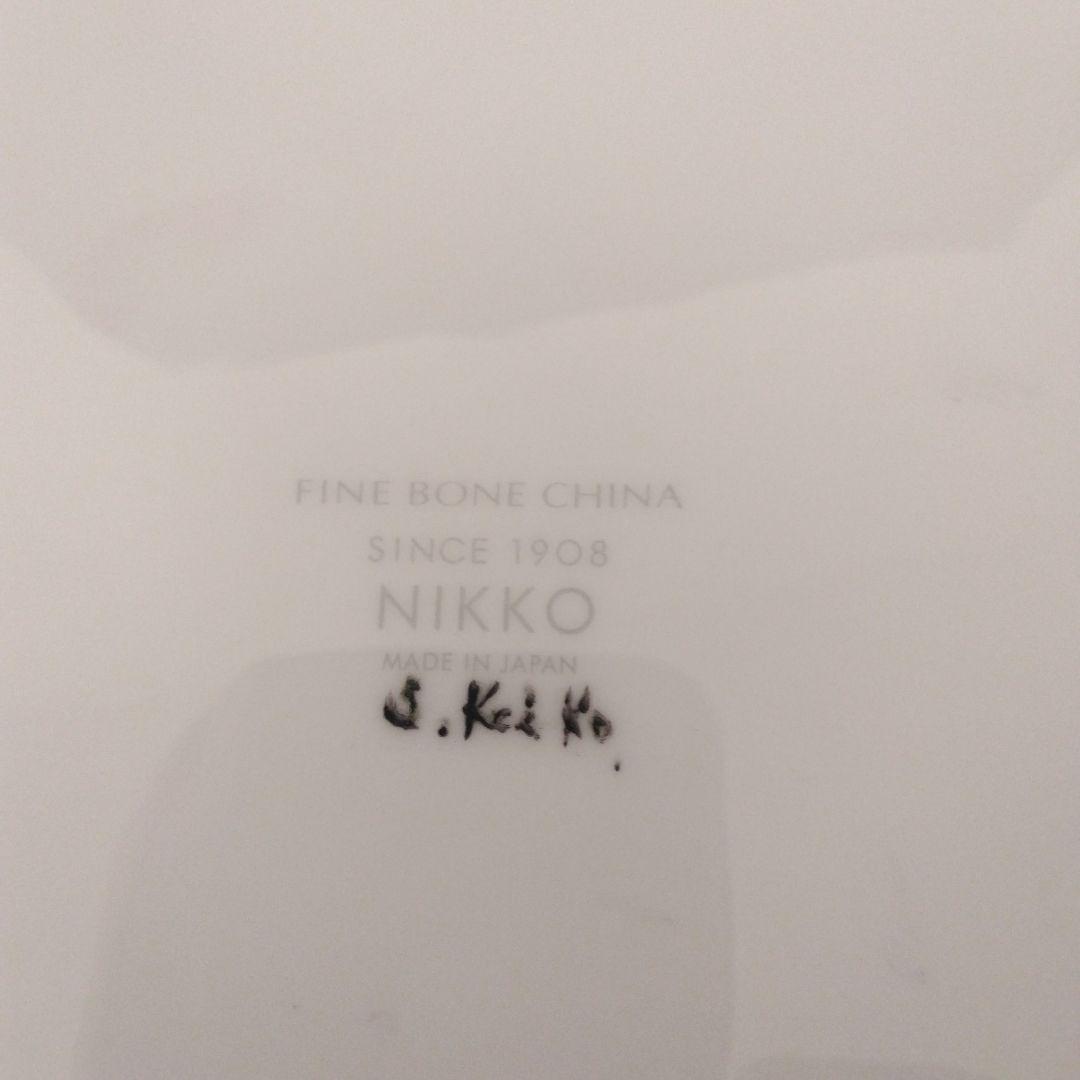 花柄陶磁器プレート