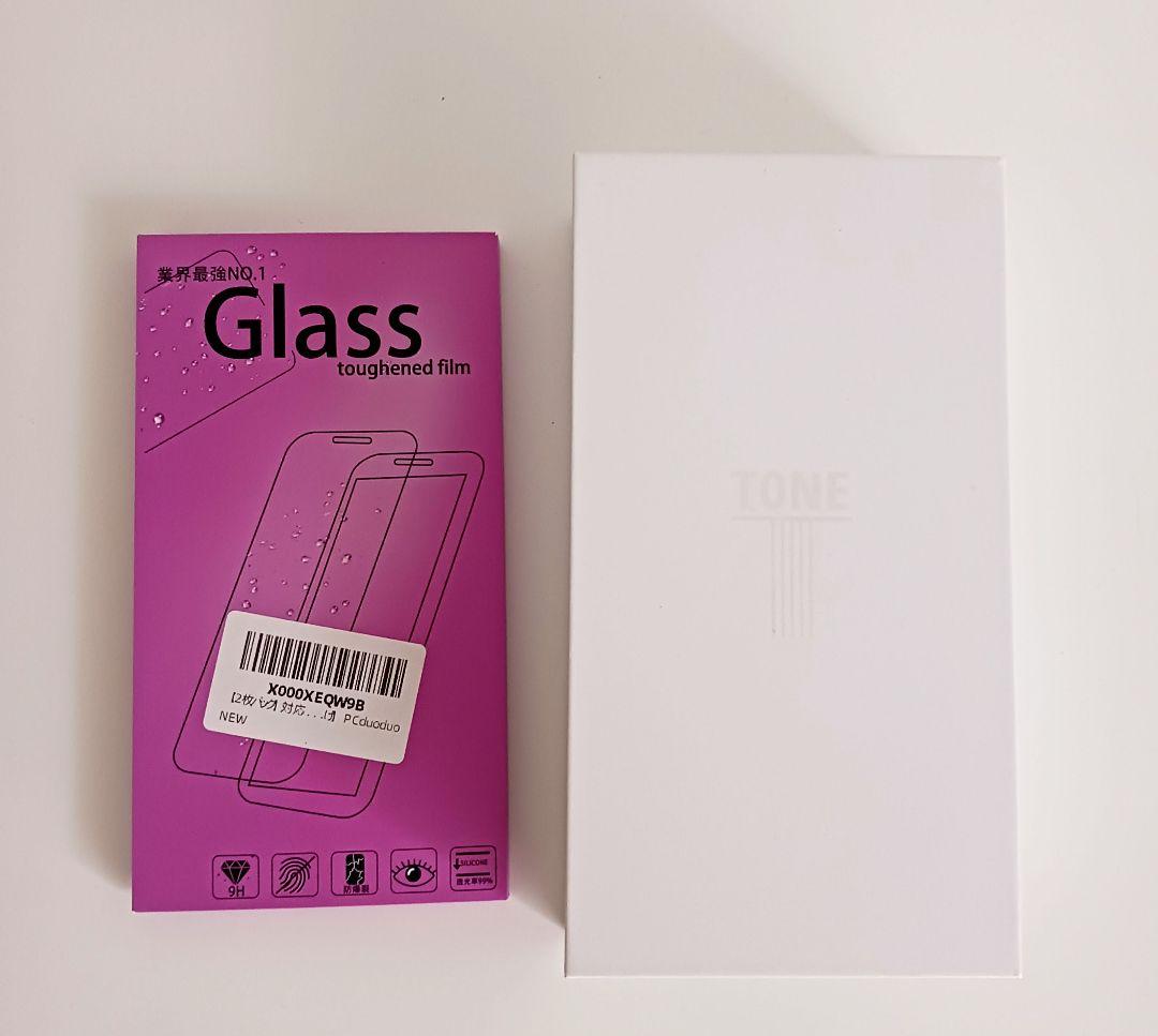 【美品♪】TONE スマートフォン本体 ホワイト 強化ガラスフィルム付き
