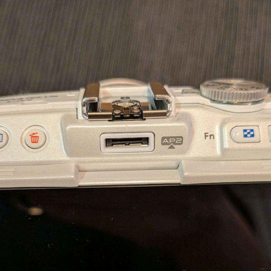 【美品】OLYMPUS オリンパス E-PL6 ホワイト ショット数416