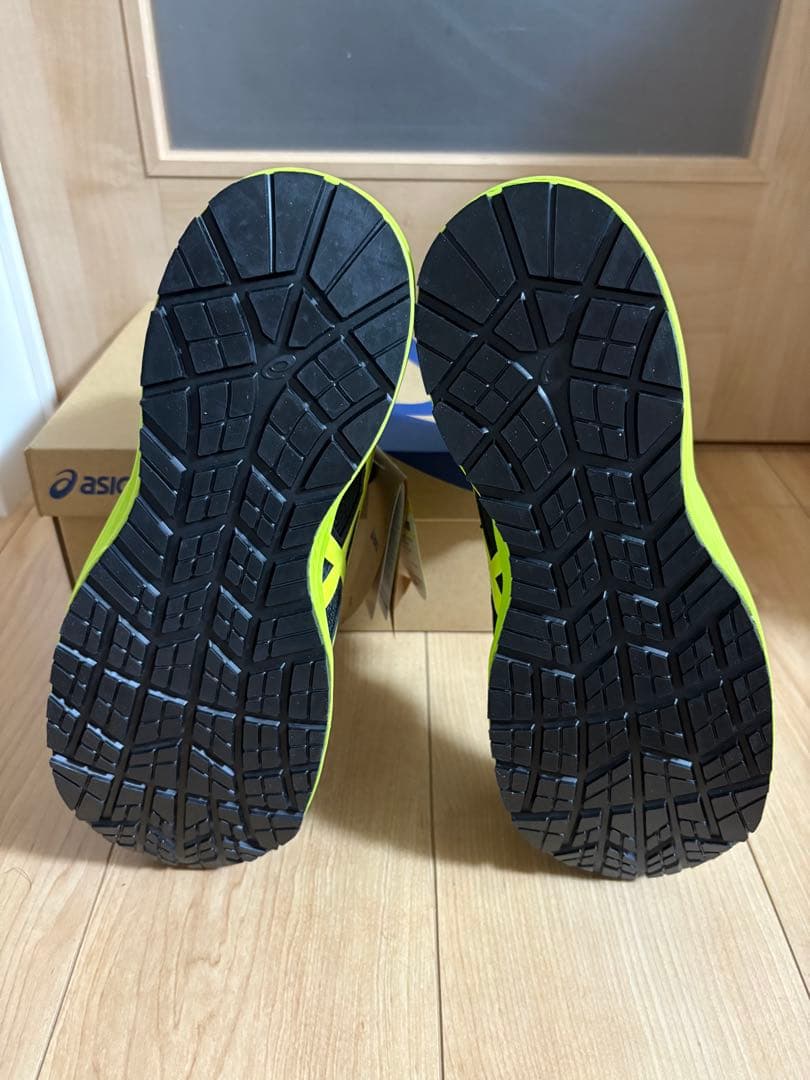 新品　アシックス安全靴ウィンジョブ CP216 ブラック/ネオンライム26.5㎝