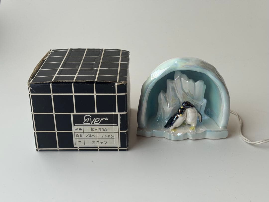 昭和レトロ デッドストック ペンギン 氷山 ブルーライト 陶器 照明 箱付き
