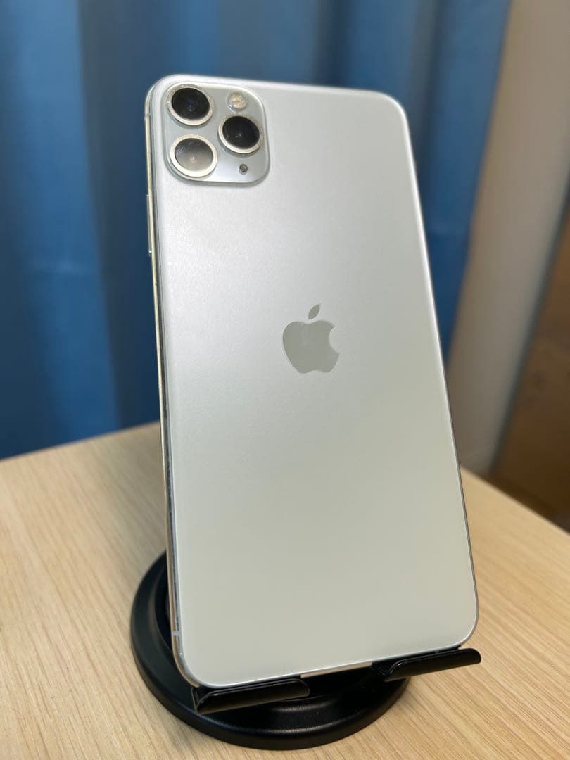 【即日発送！】iPhone11ProMax シルバー 256GB