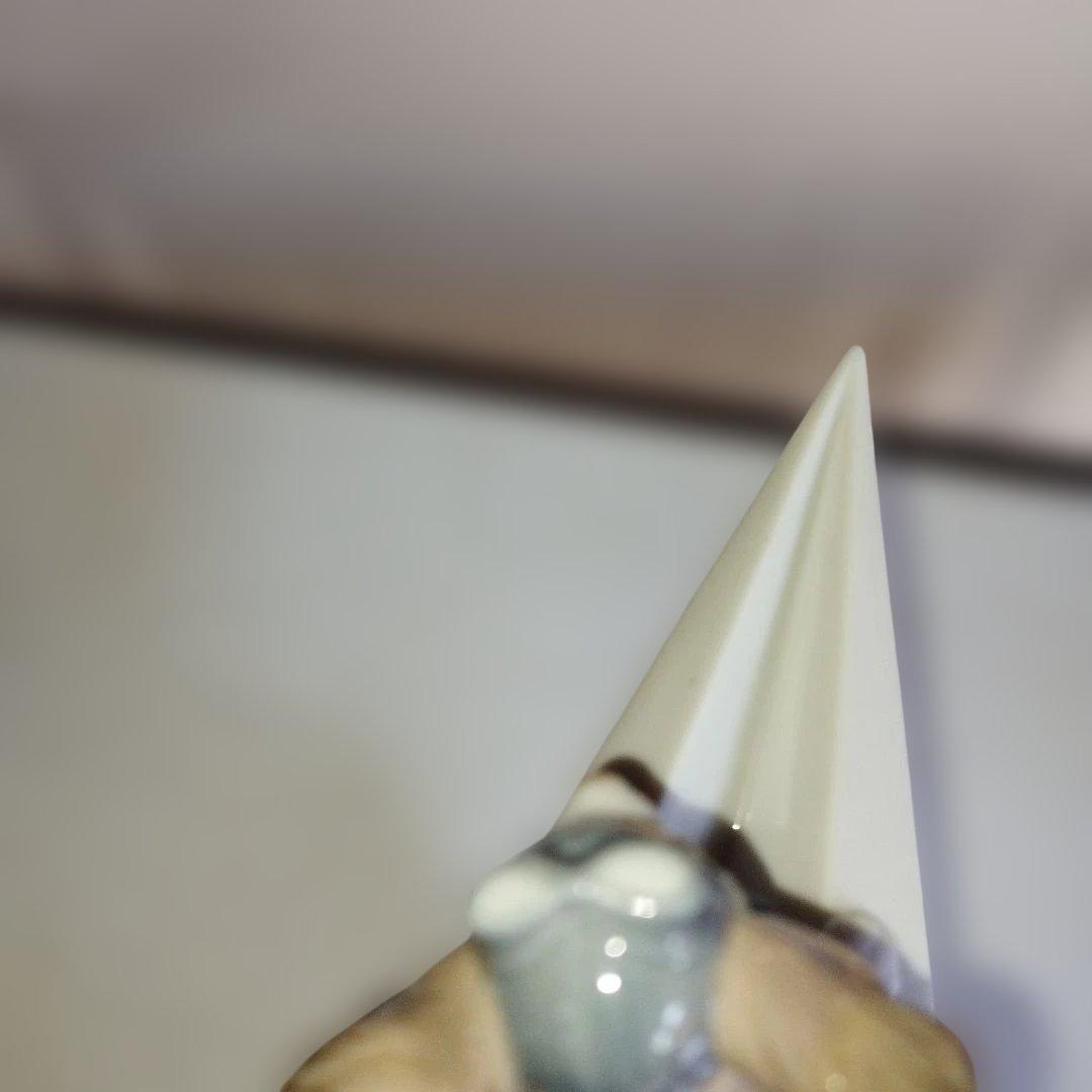 ロケットに乗るワンちやん。
