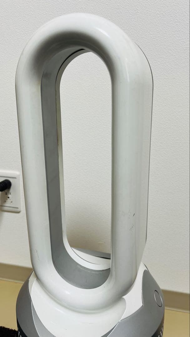 Dyson ダイソン ホット＆クールファン リモコン付き。HP03.