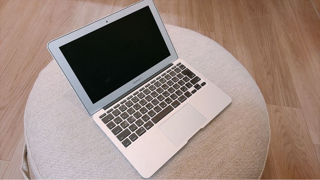 MacBook本体 Apple MacBook Air 11-inch mid2011