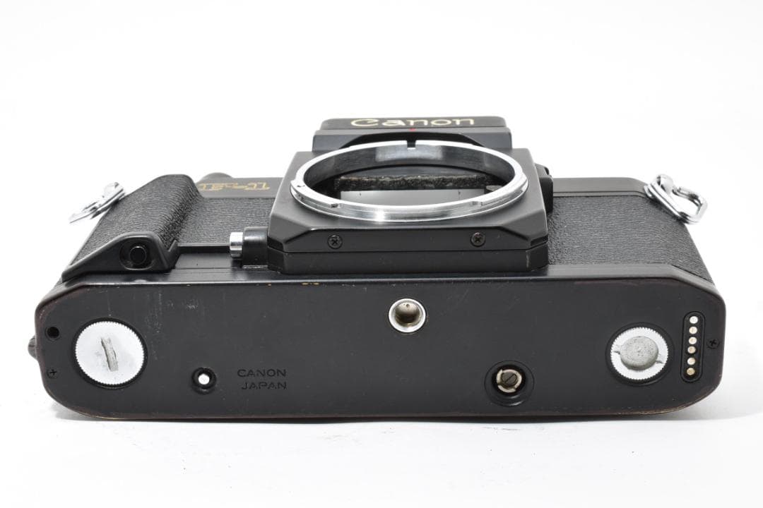 【良品】Canon キャノン New F-1 アイレベル ボディのみ #386