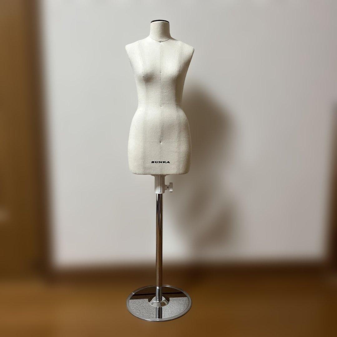 BUNKA 1／2ボディ　調整可能 女性用トルソー ベージュ