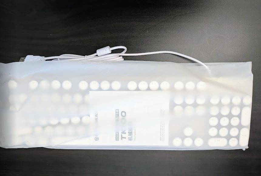 【新品 未使用品】パンクメカニカルゲーミングキーボードEWEADN 全金属パネル