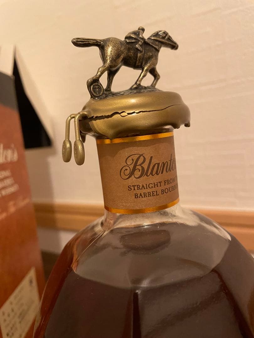Blanton's ストレート　フロム　ザ　バレル　ウイスキー