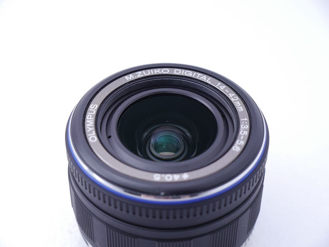 OLYMPUS OM-D E-M5 レンズキット シルバー