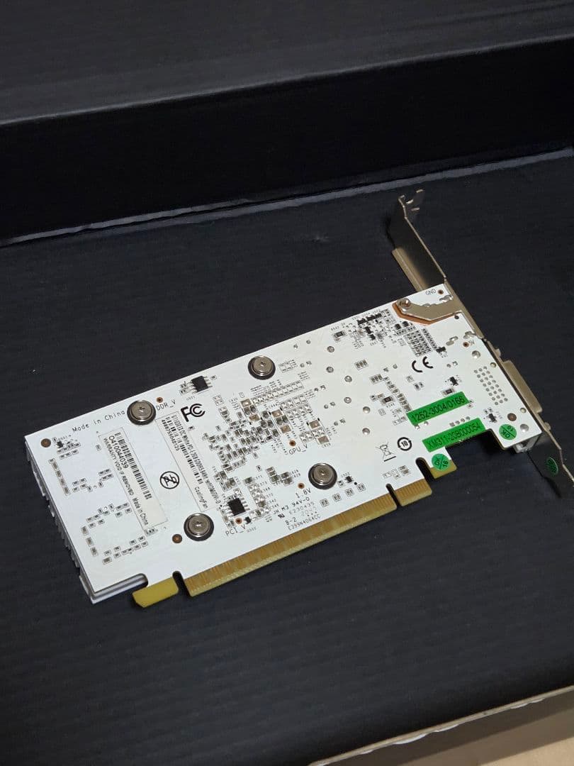 玄人志向 GeForce GT1030 GF-GT1030-E2GB/LP/D5