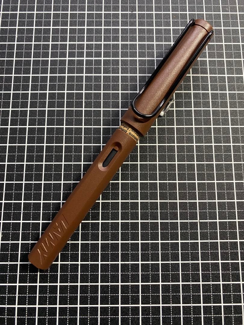 LAMY Safari LINE FRIENDS 万年筆　字幅EF
