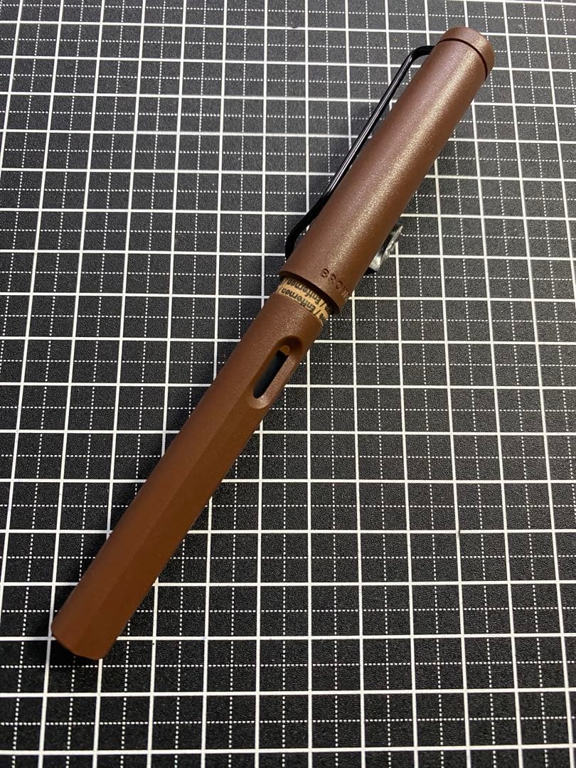 LAMY Safari LINE FRIENDS 万年筆　字幅EF