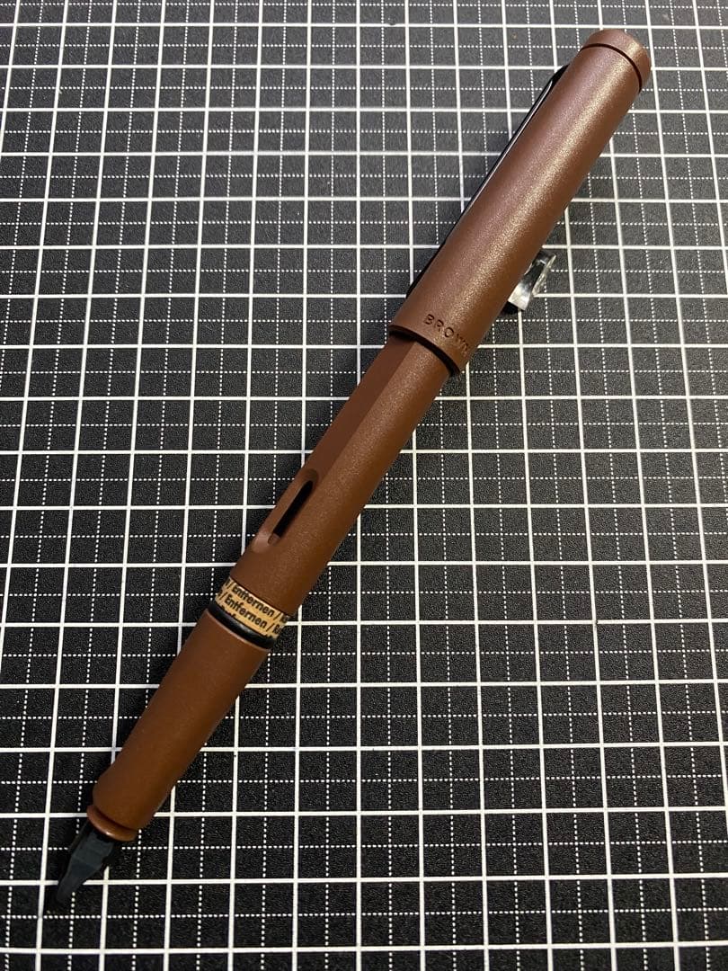 LAMY Safari LINE FRIENDS 万年筆　字幅EF
