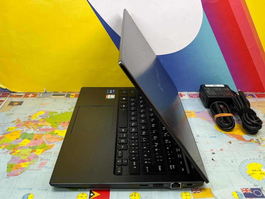美品 i7・16GB・512GB dynabook G83/HS ノートPC