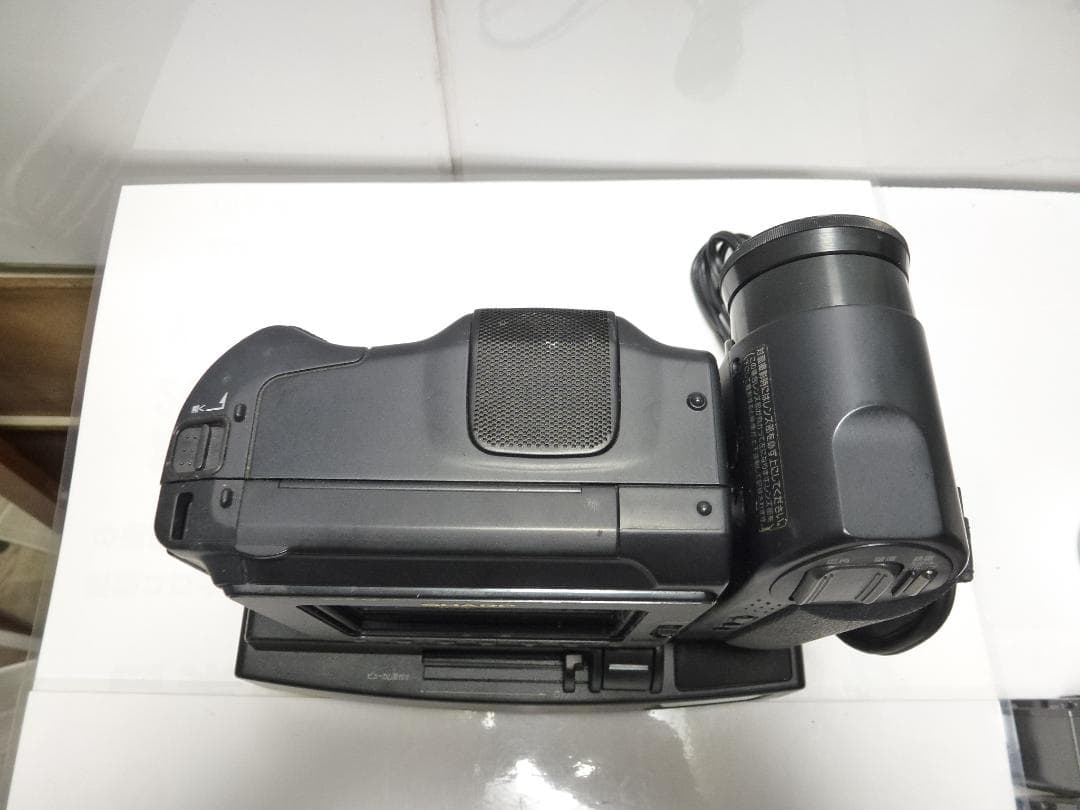 大人気　動作品　シャープ　SHARP Hi8 ビデオカメラ VL-HL3 8ミリ