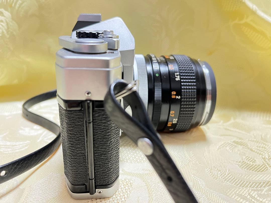 Canon　キャノン　FTb 明るいＦ1.4純正レンズ　フィルムカメラ