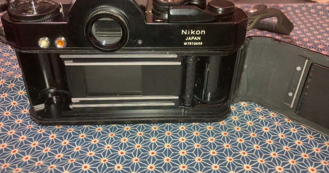 【外観良品】　Nikon Nikomat EL フィルムカメラ