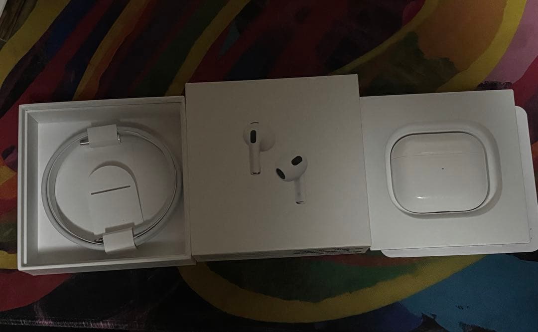 Apple AirPods 第三世代 箱あり 動作確認済み