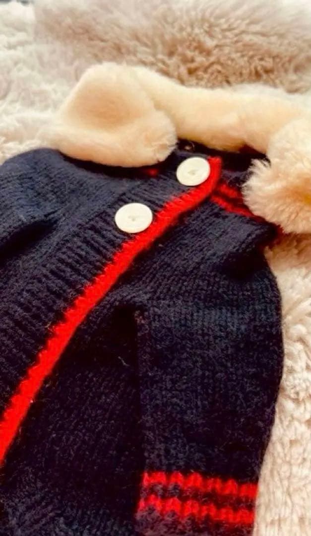美品❣️fifi&romeo フェイクファー付きカーディガン（被りタイプ）Mサイズ