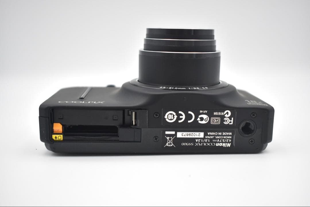ニコン　Nikon S9300 コンパクトデジタルカメラ