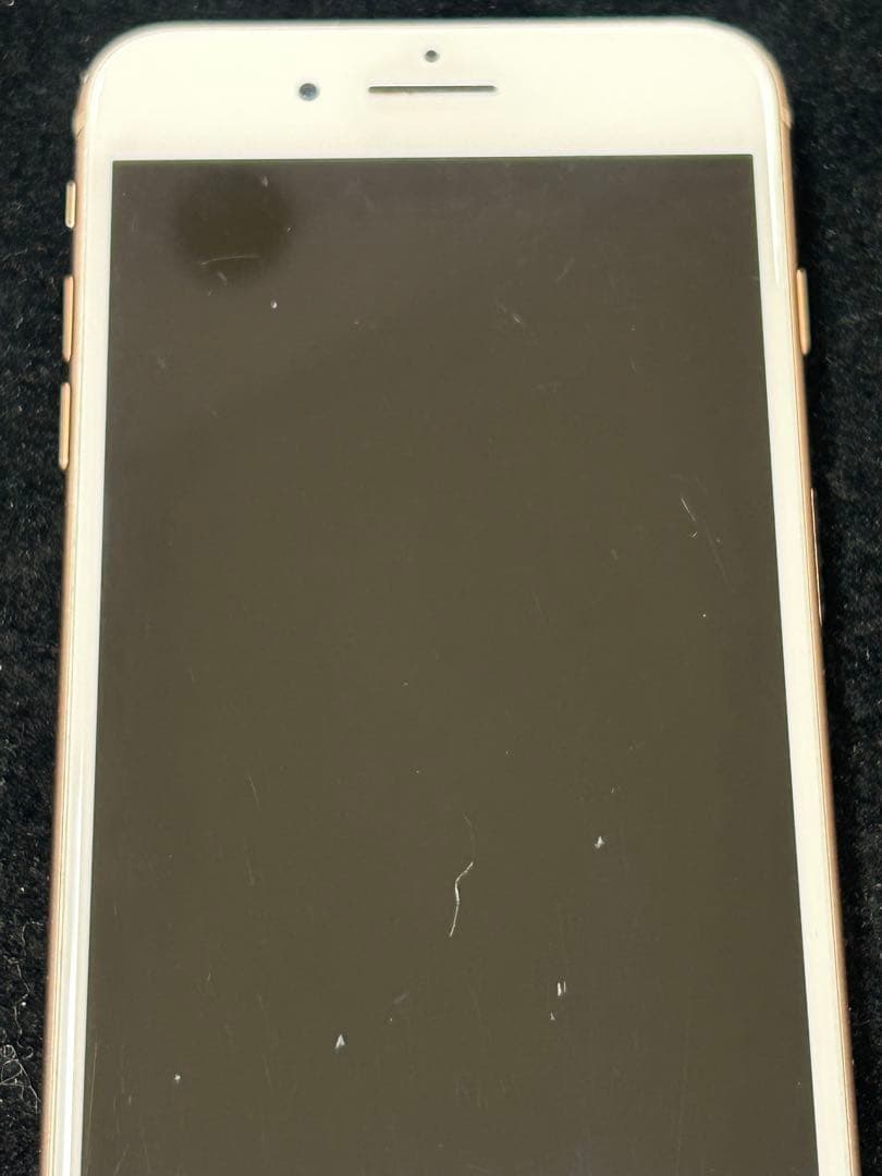 中村　iPhone8Plus 256GB ローズゴールド