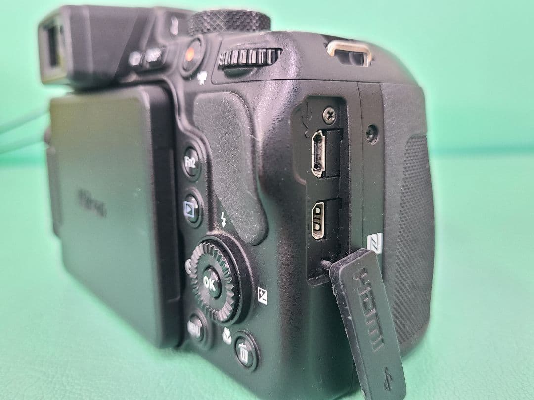 [美品・動作良好]Nikon COOLPIX B700 光学60倍ズーム