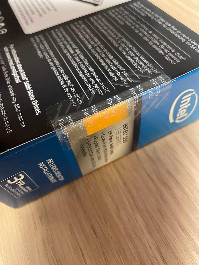【新品未使用】インテル SSD 335 Series 240GB