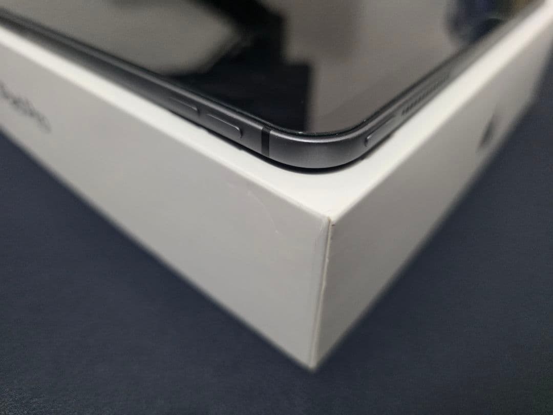 【訳有】iPad Pro11インチ第1世代　256GB セルラーモデル