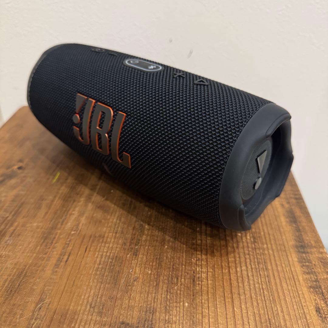 【美品】 JBL Charge 5 ワイヤレススピーカー ブラック